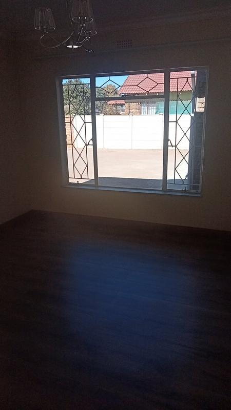 2 Bedroom Property for Sale in Roodepoort Gauteng