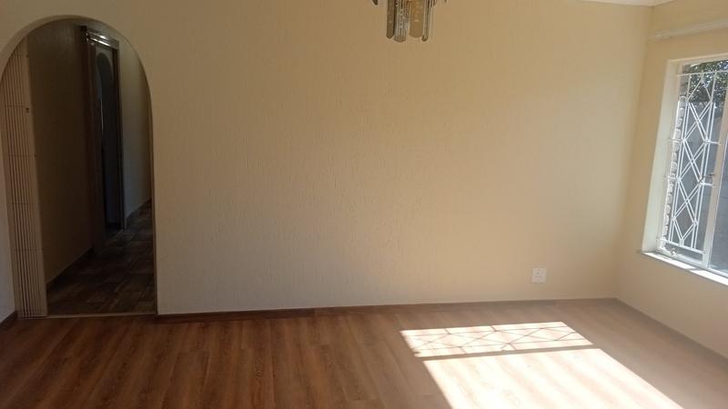 2 Bedroom Property for Sale in Roodepoort Gauteng