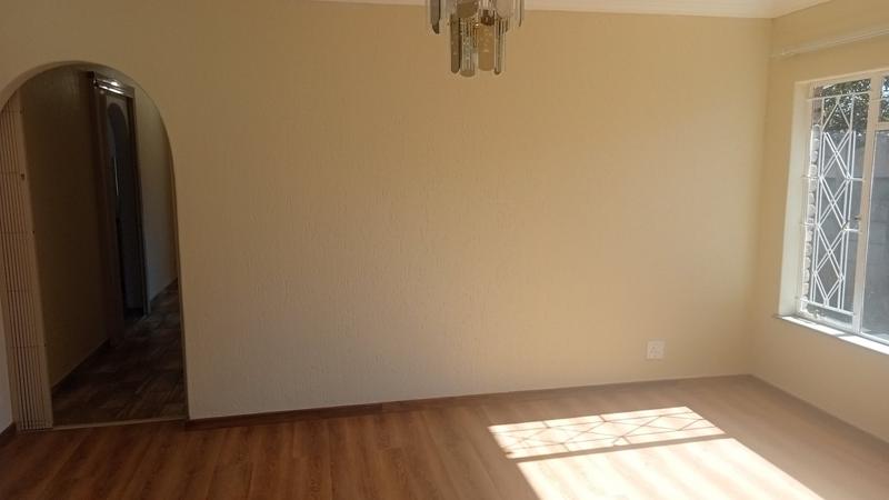 2 Bedroom Property for Sale in Roodepoort Gauteng