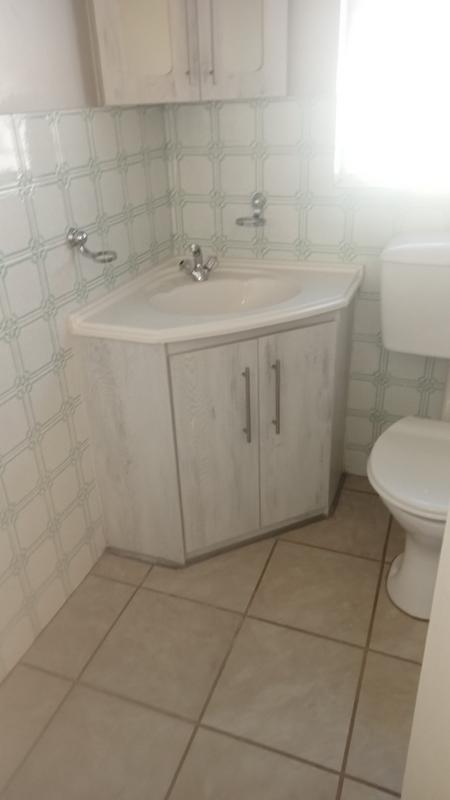 2 Bedroom Property for Sale in Roodepoort Gauteng