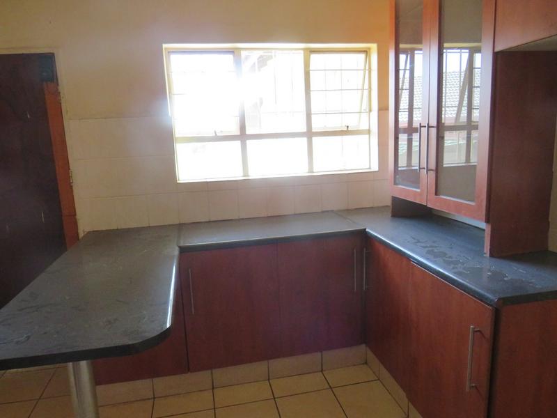 4 Bedroom Property for Sale in Roodepoort Gauteng
