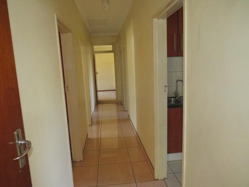 4 Bedroom Property for Sale in Roodepoort Gauteng