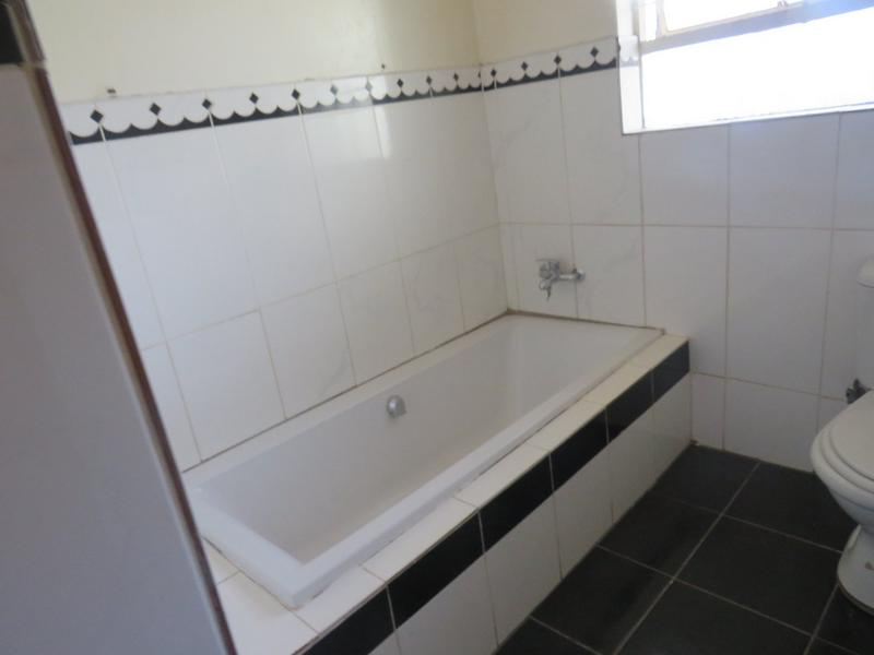 4 Bedroom Property for Sale in Roodepoort Gauteng