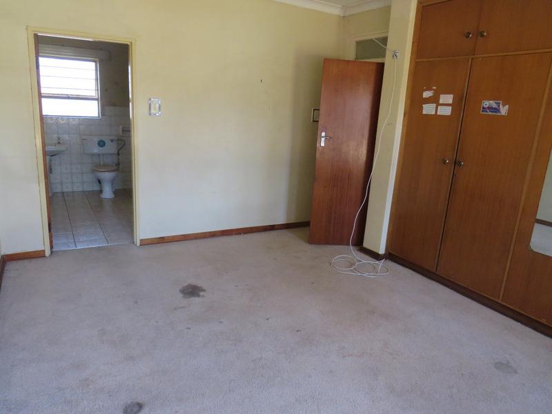 4 Bedroom Property for Sale in Roodepoort Gauteng