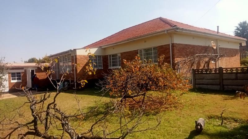 4 Bedroom Property for Sale in Roodepoort Gauteng