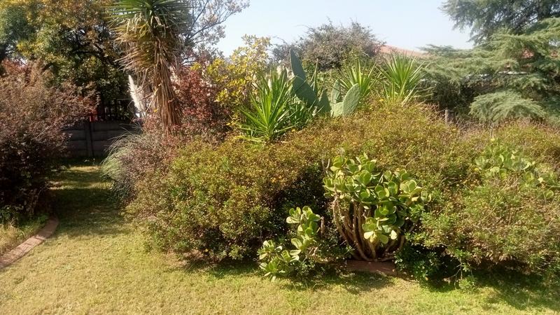 4 Bedroom Property for Sale in Roodepoort Gauteng