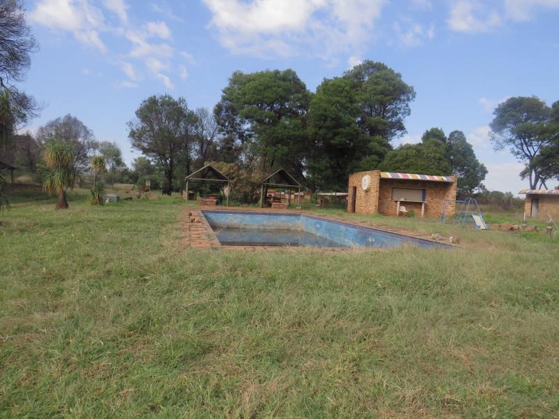 4 Bedroom Property for Sale in Tarlton Gauteng