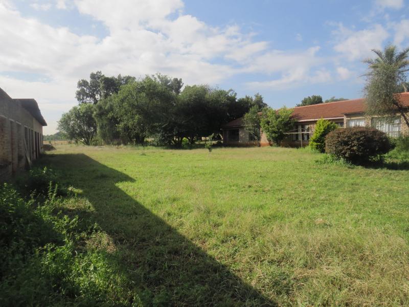 4 Bedroom Property for Sale in Tarlton Gauteng