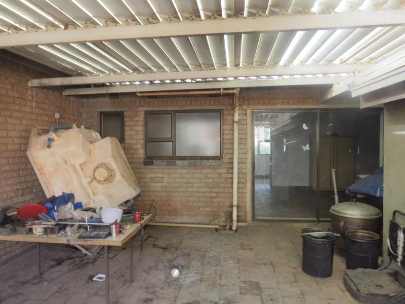 4 Bedroom Property for Sale in Tarlton Gauteng