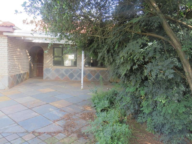 4 Bedroom Property for Sale in Tarlton Gauteng