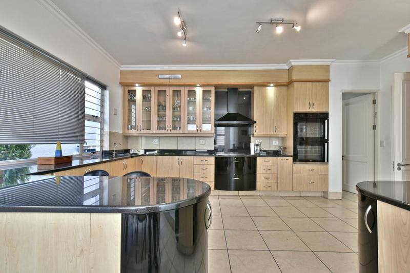 4 Bedroom Property for Sale in Morningside Gauteng