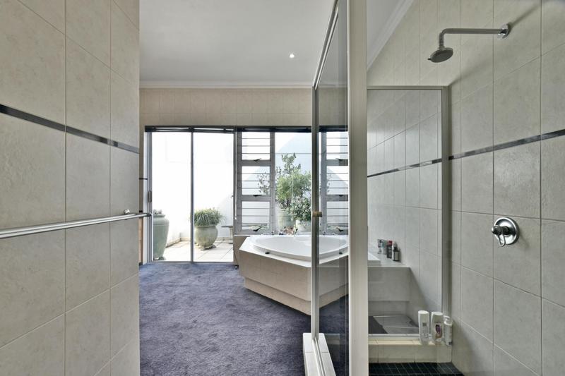 4 Bedroom Property for Sale in Morningside Gauteng