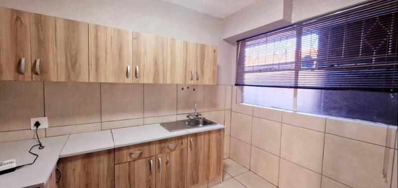 3 Bedroom Property for Sale in New Redruth Gauteng