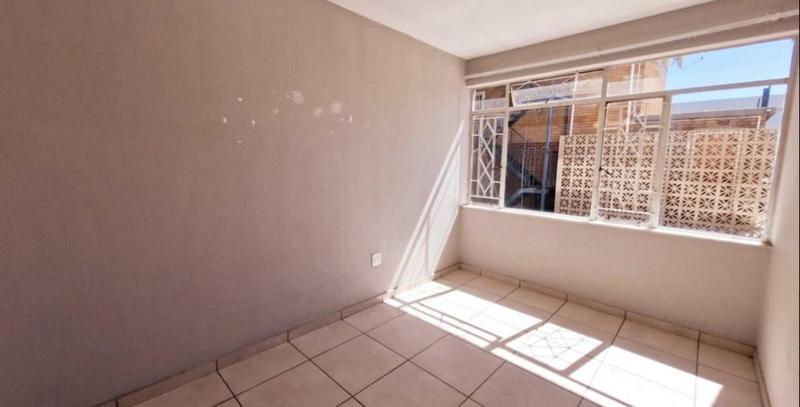 3 Bedroom Property for Sale in New Redruth Gauteng