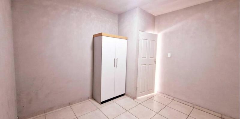 3 Bedroom Property for Sale in New Redruth Gauteng