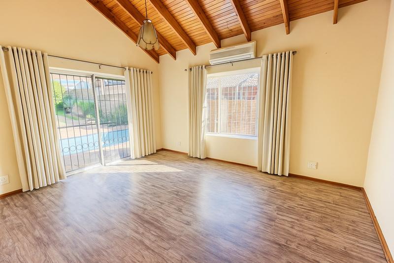 4 Bedroom Property for Sale in Moreleta Park Gauteng