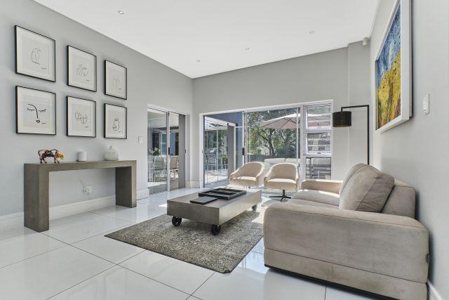 4 Bedroom Property for Sale in Sunninghill Gauteng