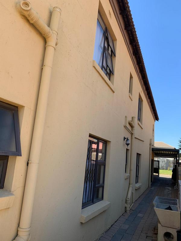 11 Bedroom Property for Sale in Birch Acres Gauteng