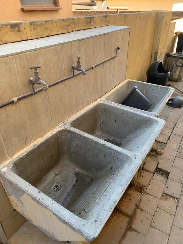 11 Bedroom Property for Sale in Birch Acres Gauteng