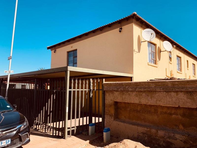 11 Bedroom Property for Sale in Birch Acres Gauteng