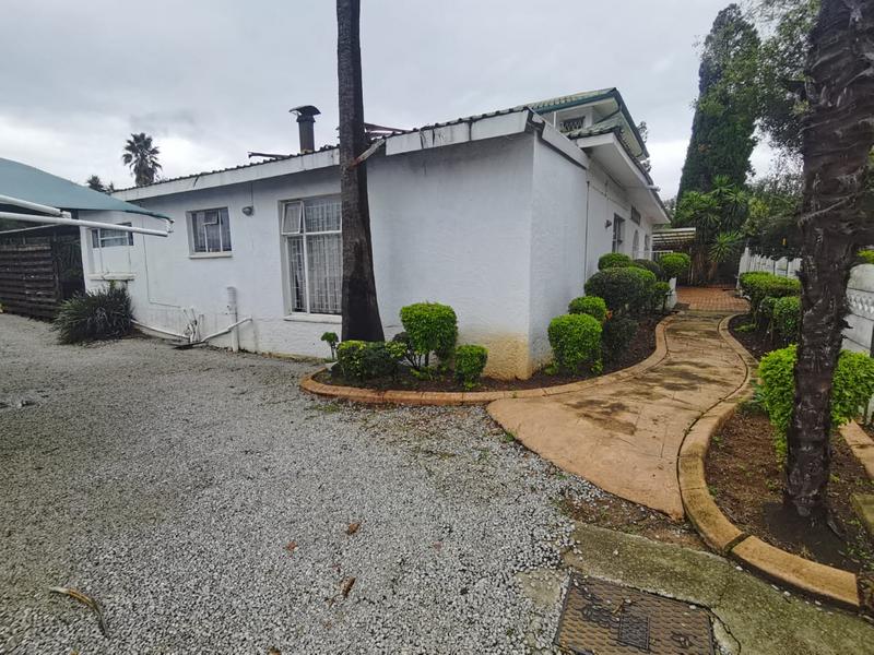 To Let 1 Bedroom Property for Rent in Eden Glen Gauteng