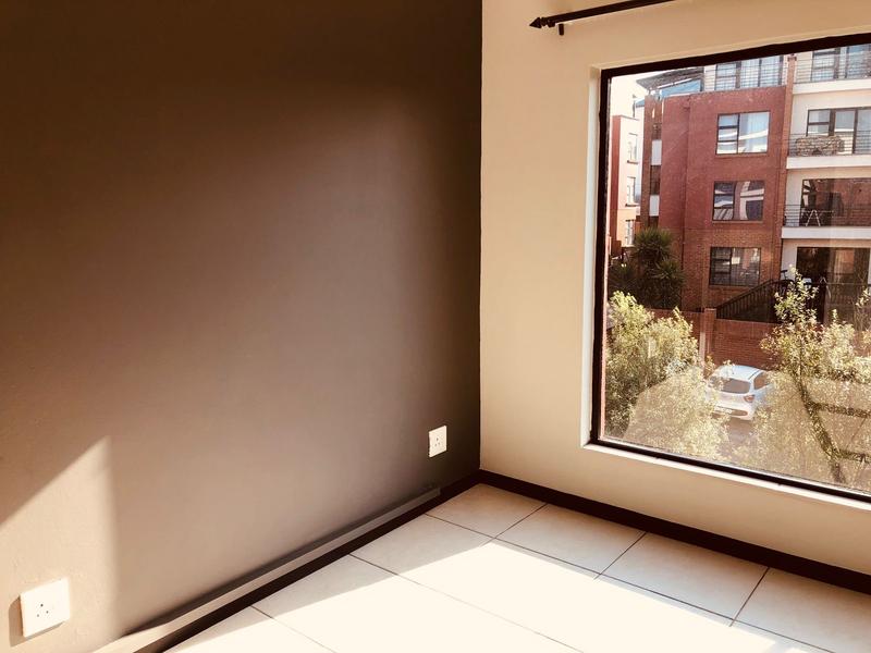 To Let 2 Bedroom Property for Rent in Greenstone Hill Gauteng