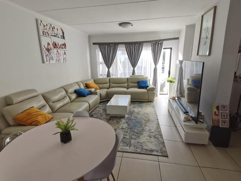 3 Bedroom Property for Sale in Greenstone Hill Gauteng