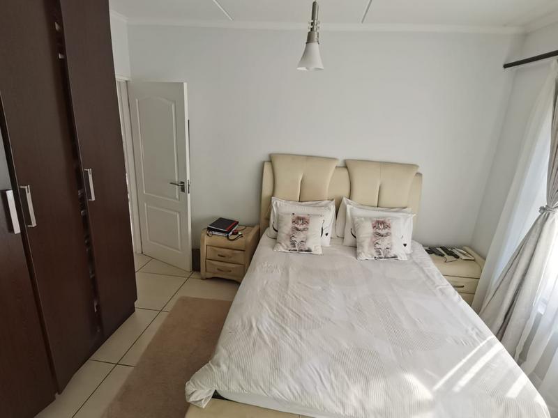 3 Bedroom Property for Sale in Greenstone Hill Gauteng