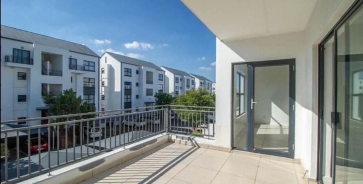 2 Bedroom Property for Sale in Modderfontein Gauteng
