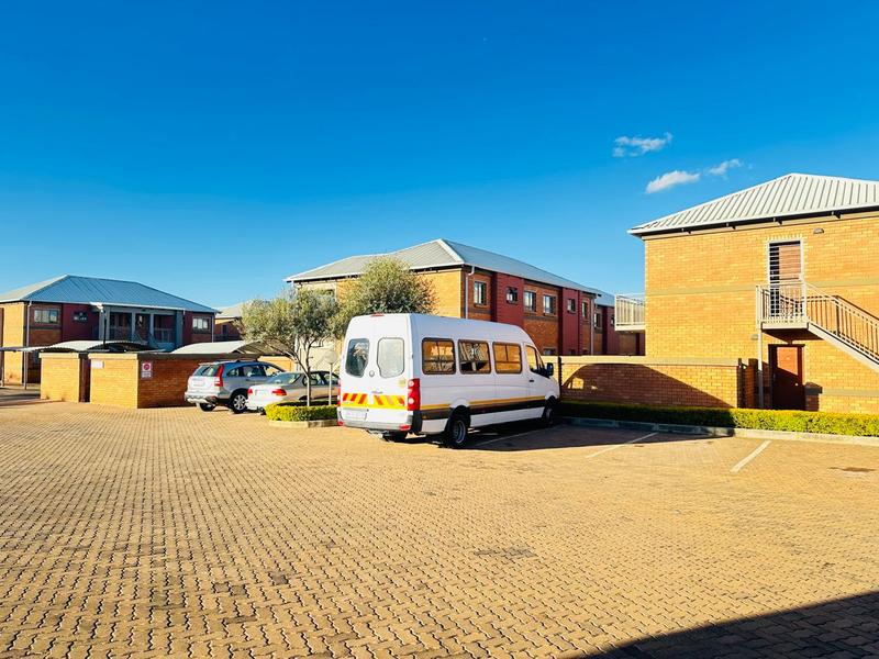 2 Bedroom Property for Sale in Andeon AH Gauteng