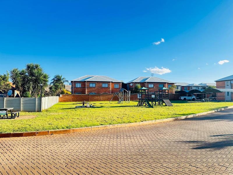 2 Bedroom Property for Sale in Andeon AH Gauteng