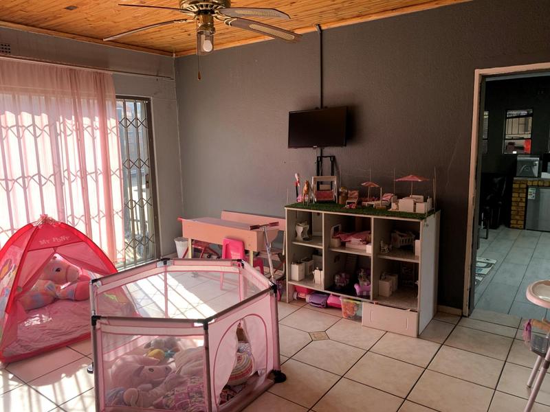 3 Bedroom Property for Sale in Sunward Park Gauteng