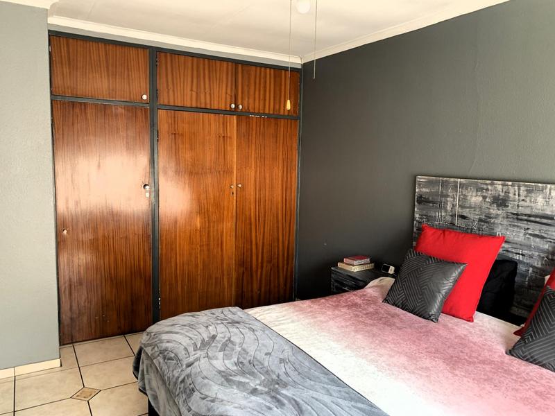 3 Bedroom Property for Sale in Sunward Park Gauteng