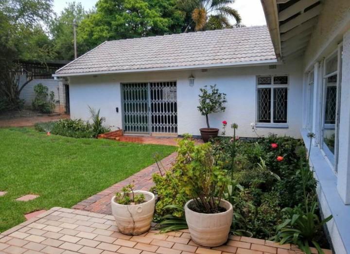 To Let 4 Bedroom Property for Rent in Kensington B Gauteng