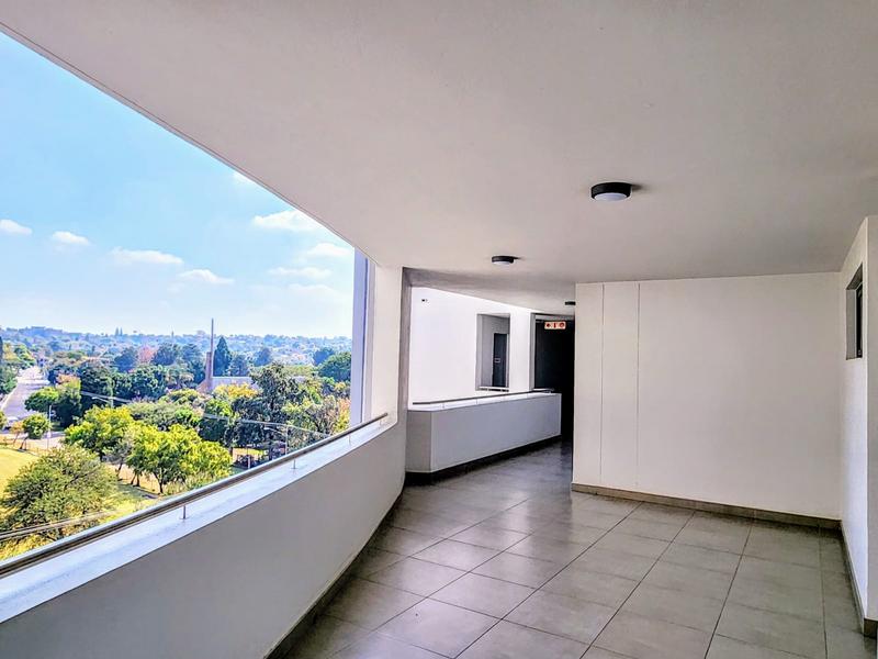 To Let 1 Bedroom Property for Rent in Ashlea Gardens Gauteng