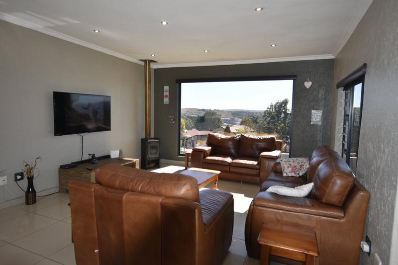 4 Bedroom Property for Sale in Noordkruin Gauteng