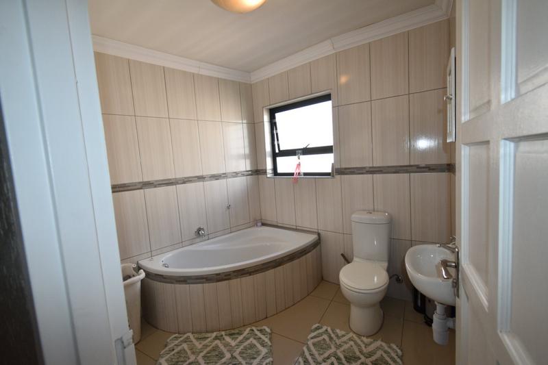 4 Bedroom Property for Sale in Noordkruin Gauteng