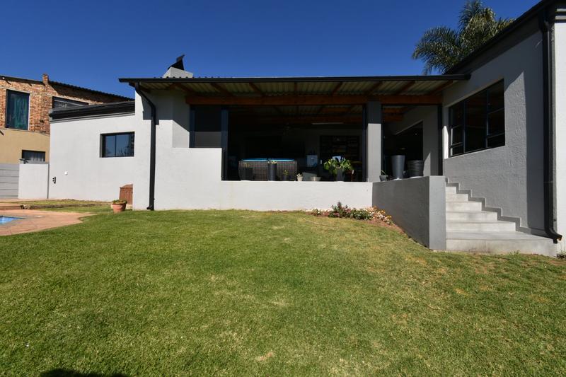 4 Bedroom Property for Sale in Noordkruin Gauteng