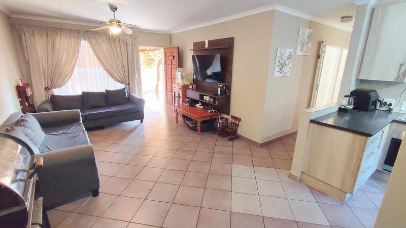 3 Bedroom Property for Sale in Rooihuiskraal North Gauteng