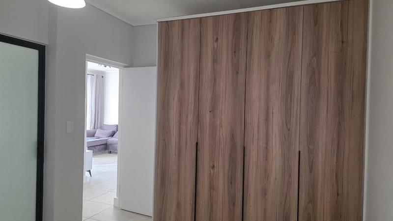 To Let 2 Bedroom Property for Rent in Waterfall Gauteng