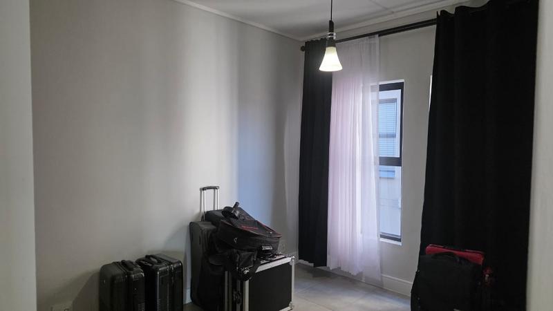 To Let 2 Bedroom Property for Rent in Waterfall Gauteng