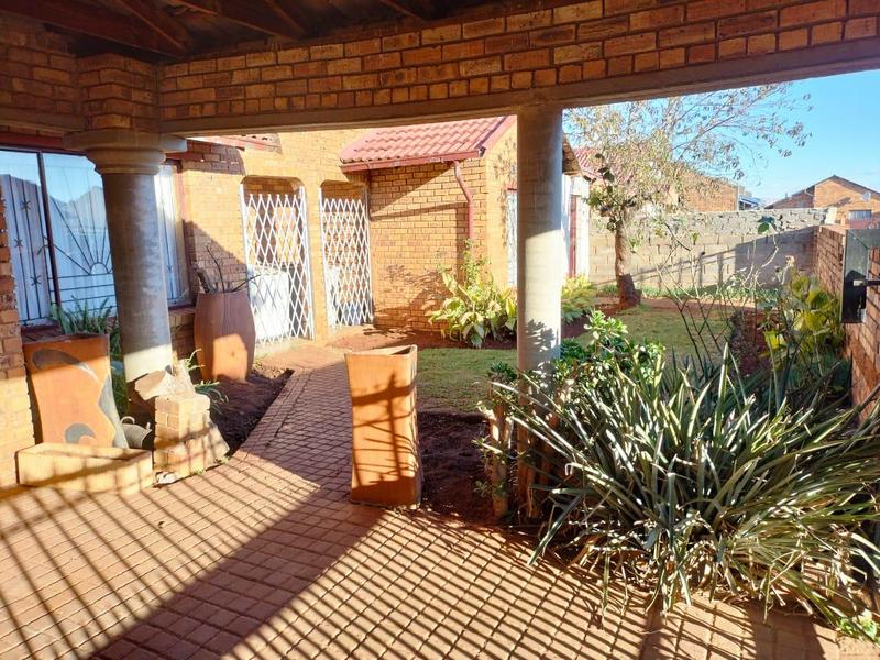 3 Bedroom Property for Sale in Vosloorus Ext 2 Gauteng