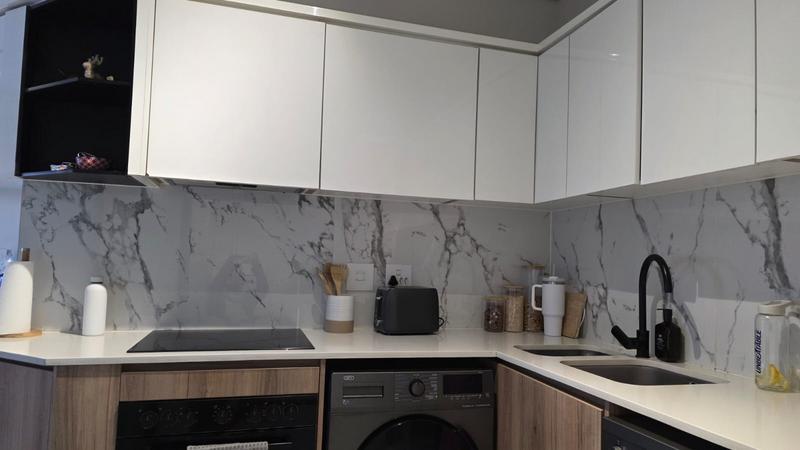 1 Bedroom Property for Sale in Waterfall Gauteng