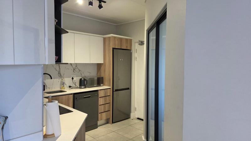 1 Bedroom Property for Sale in Waterfall Gauteng