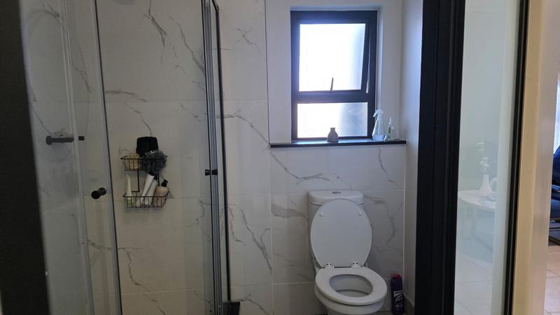 1 Bedroom Property for Sale in Waterfall Gauteng