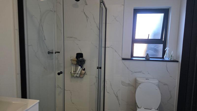 1 Bedroom Property for Sale in Waterfall Gauteng