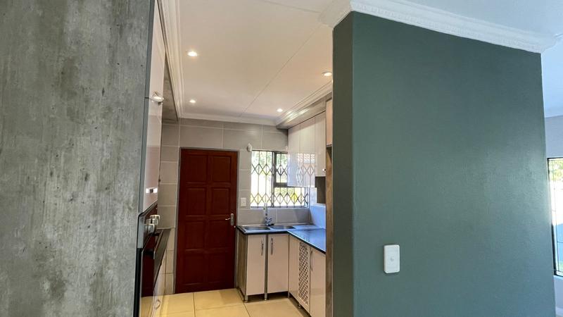 3 Bedroom Property for Sale in The Orchards Gauteng