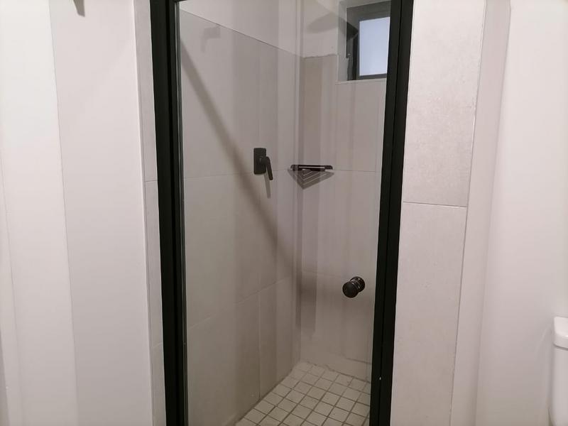 To Let 1 Bedroom Property for Rent in Waverley Gauteng
