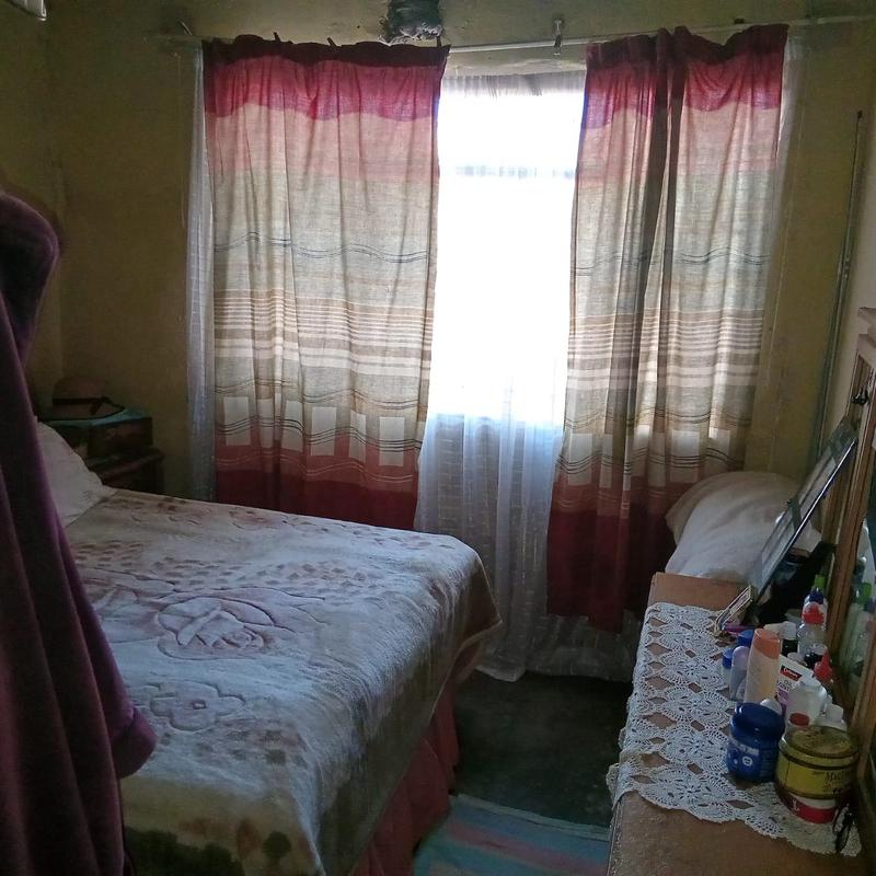 2 Bedroom Property for Sale in Tsakane Gauteng