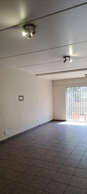 To Let 2 Bedroom Property for Rent in Freeway Park Gauteng